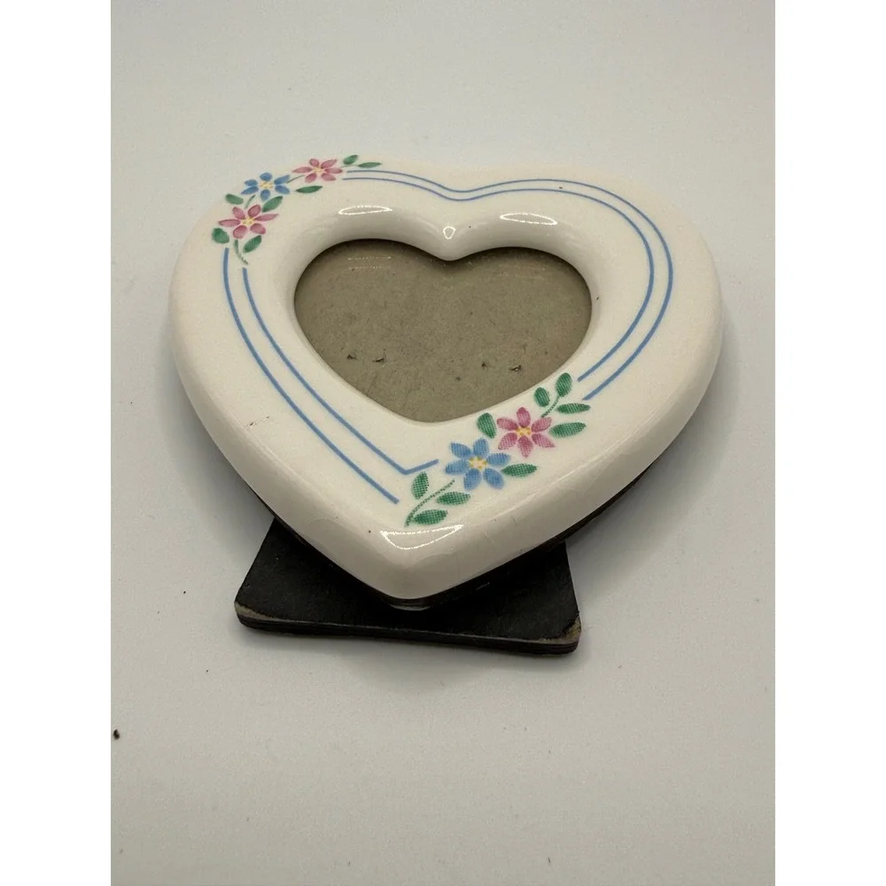 Vintage Ceramic Heart Picture Mmini Frame White Floral Blue Pink Tabletop Decor